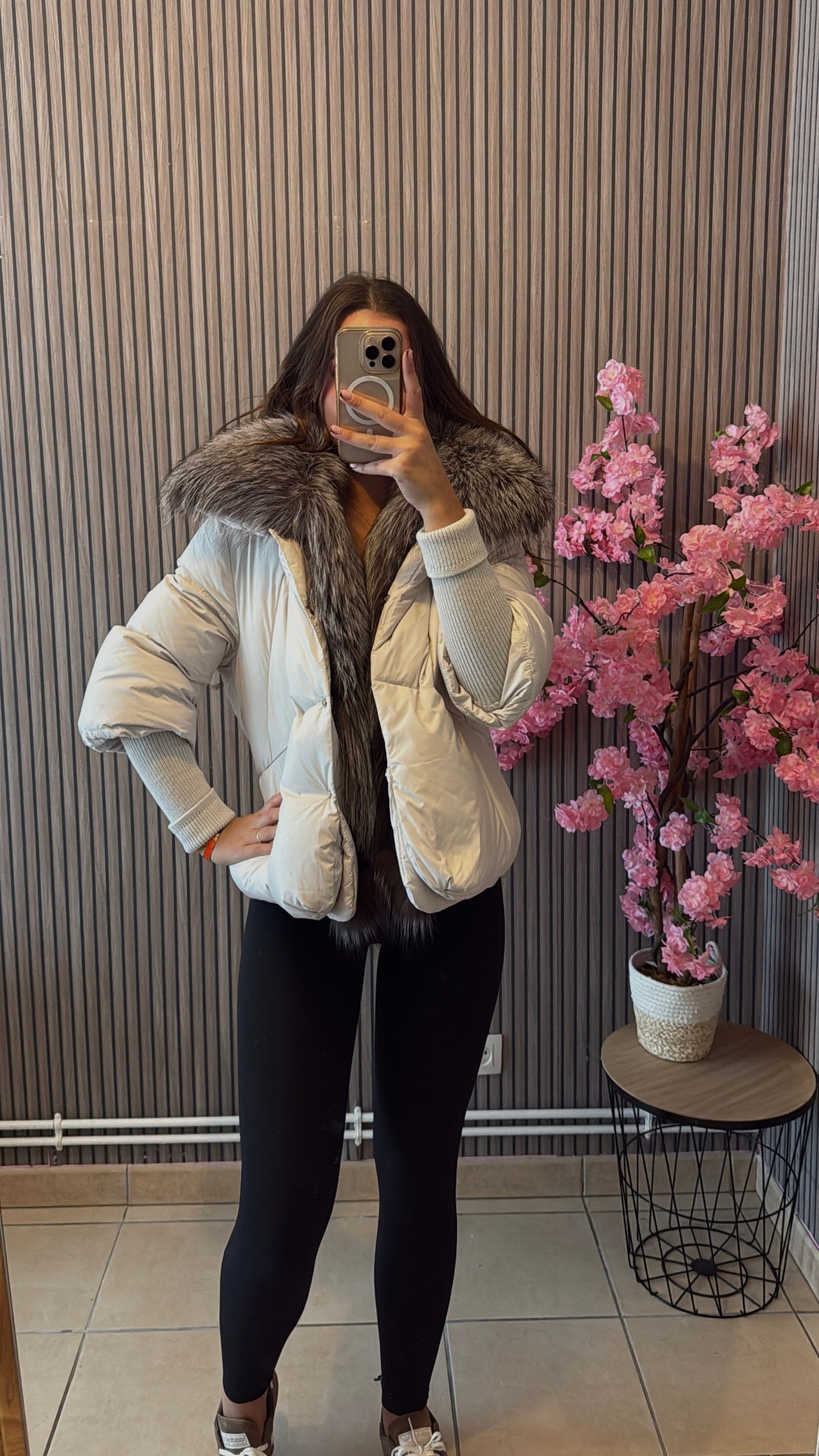 Doudoune beige en plume