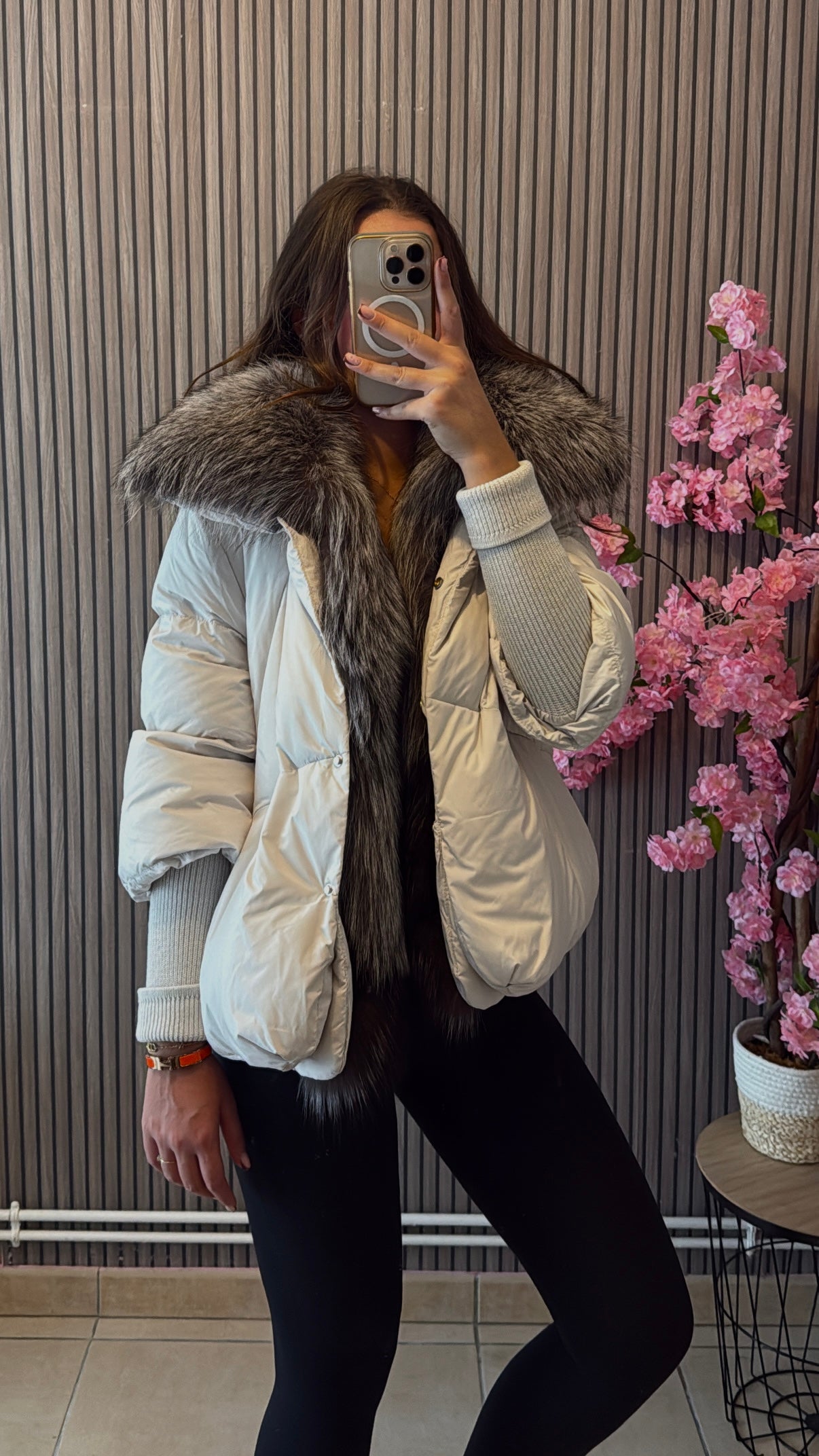 Doudoune beige en plume